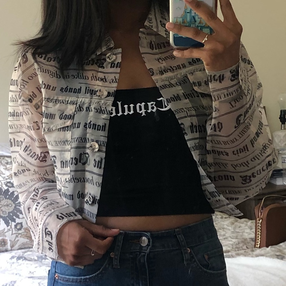 Romeo & Juliet x Forever 21 Poet’s Button Down